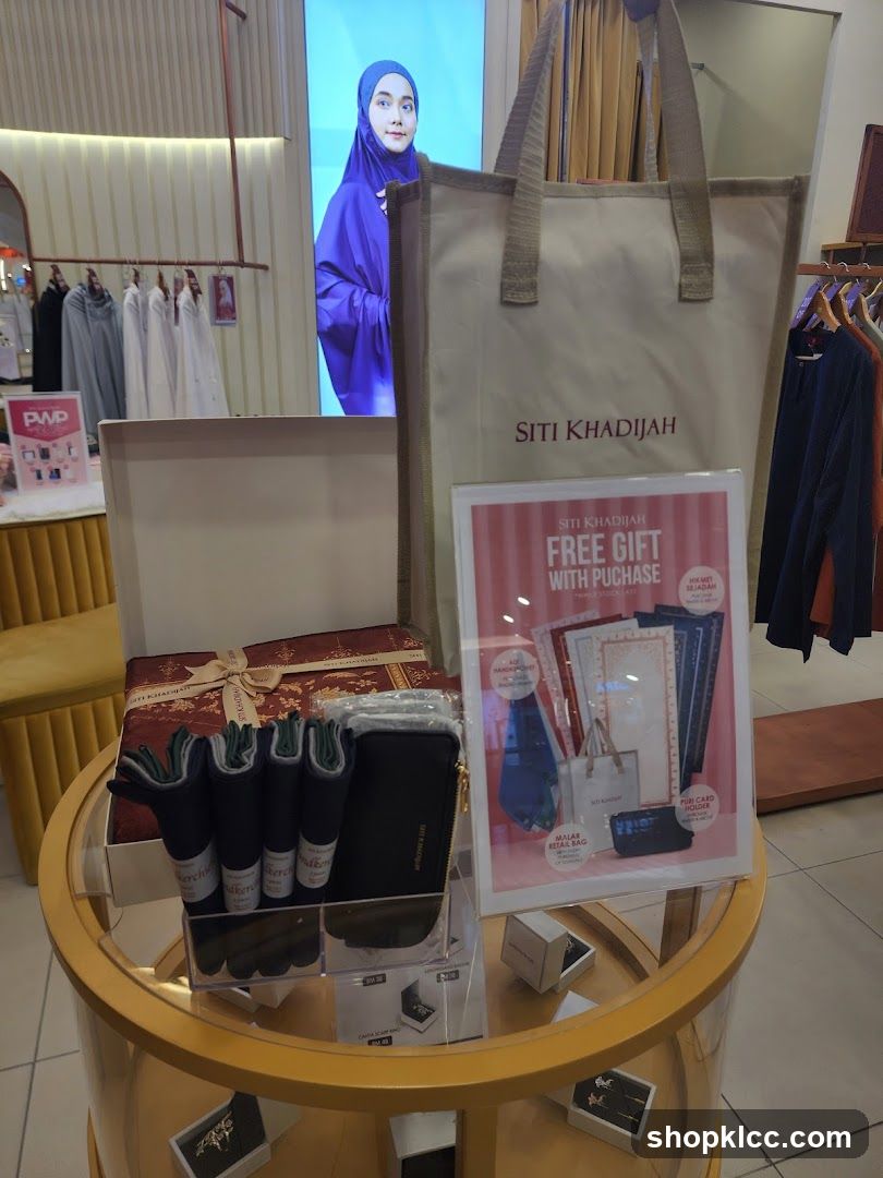 Siti Khadijah Display
