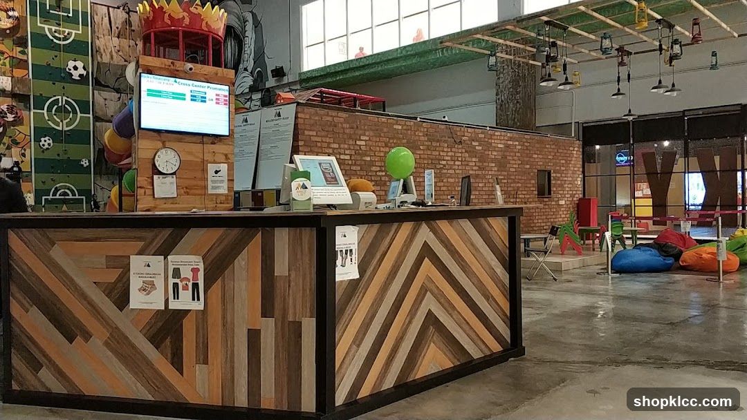 Indoor Activity Center Counter