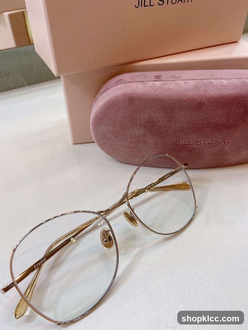 Jill Stuart Eyeglasses and Case