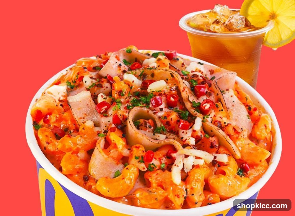 Spicy Macaroni and Cheese with Drink