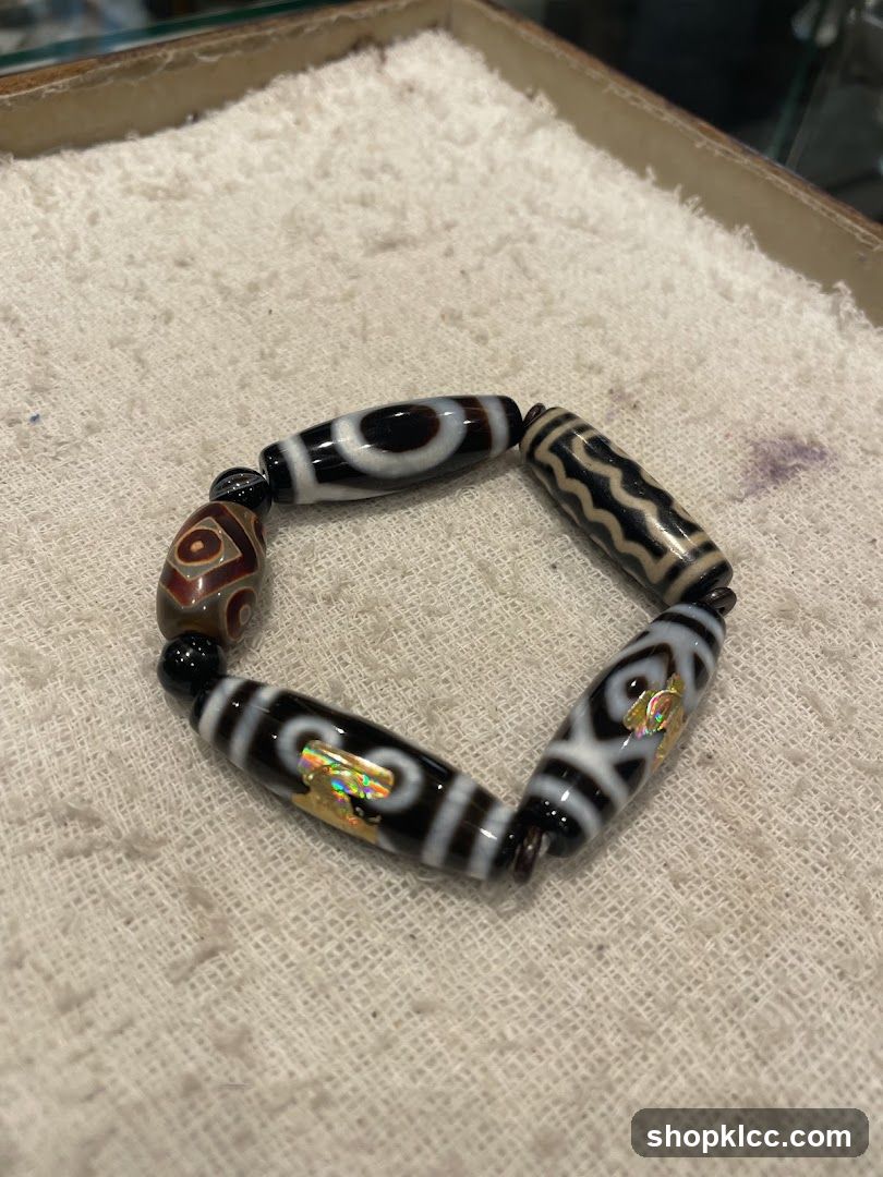 Bracelet with Dzi Beads