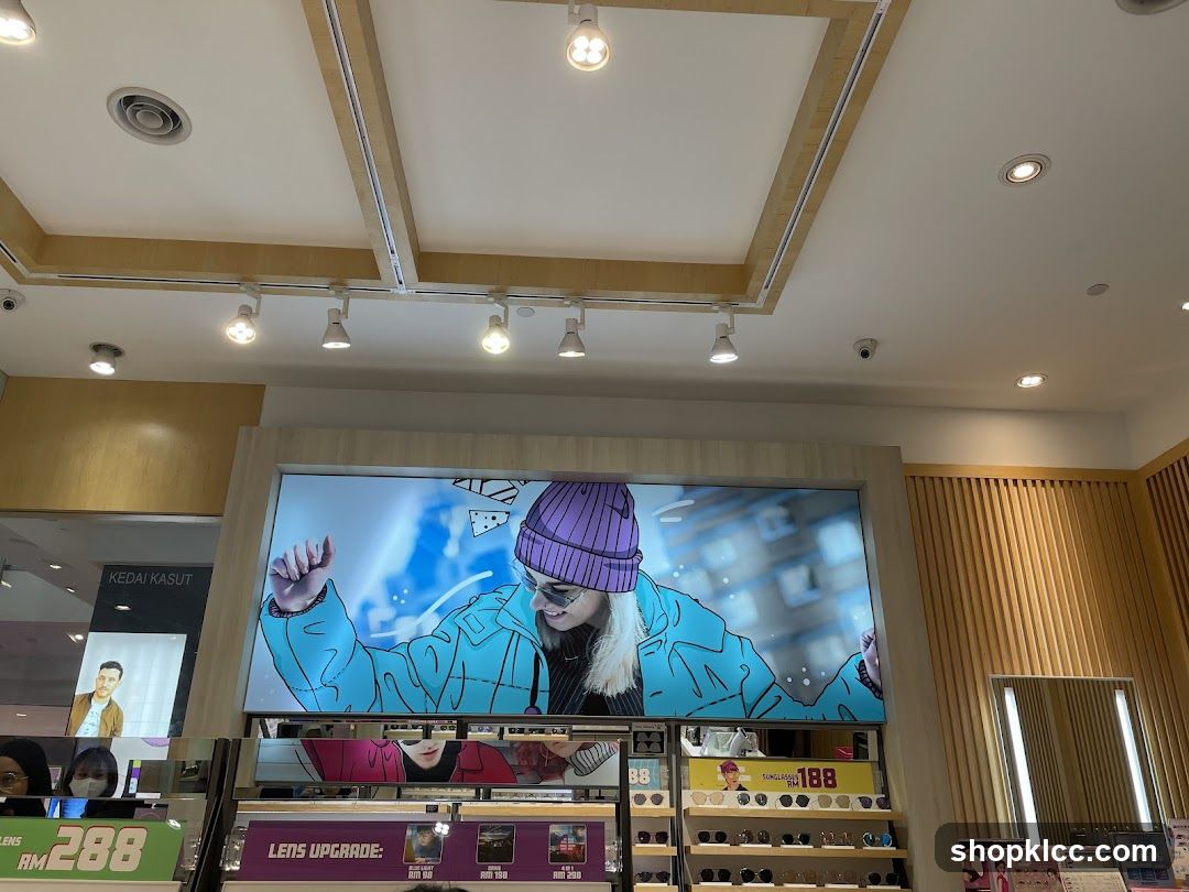Eyewear Store Display