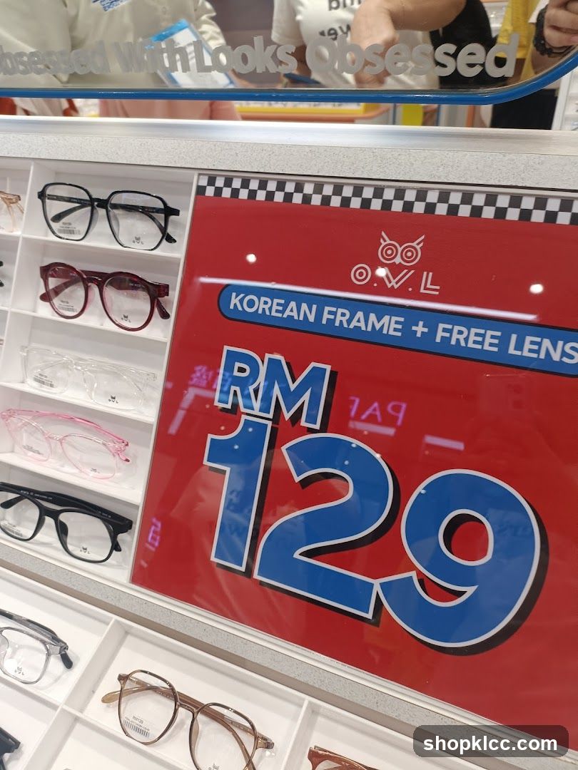 Eyeglasses Display with Promotion