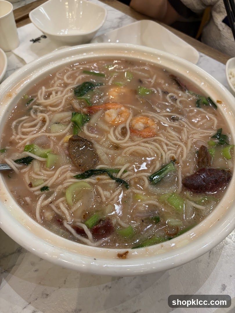 Noodle Soup with Shrimp and Vegetables