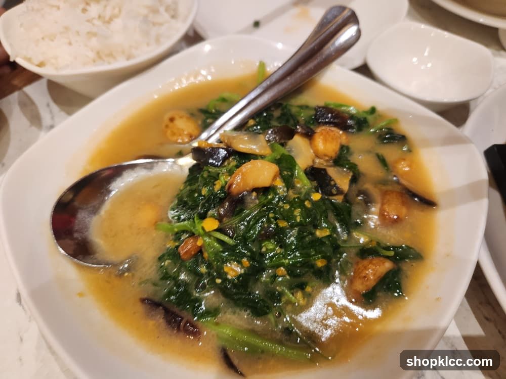 Stir-fried Greens with Garlic