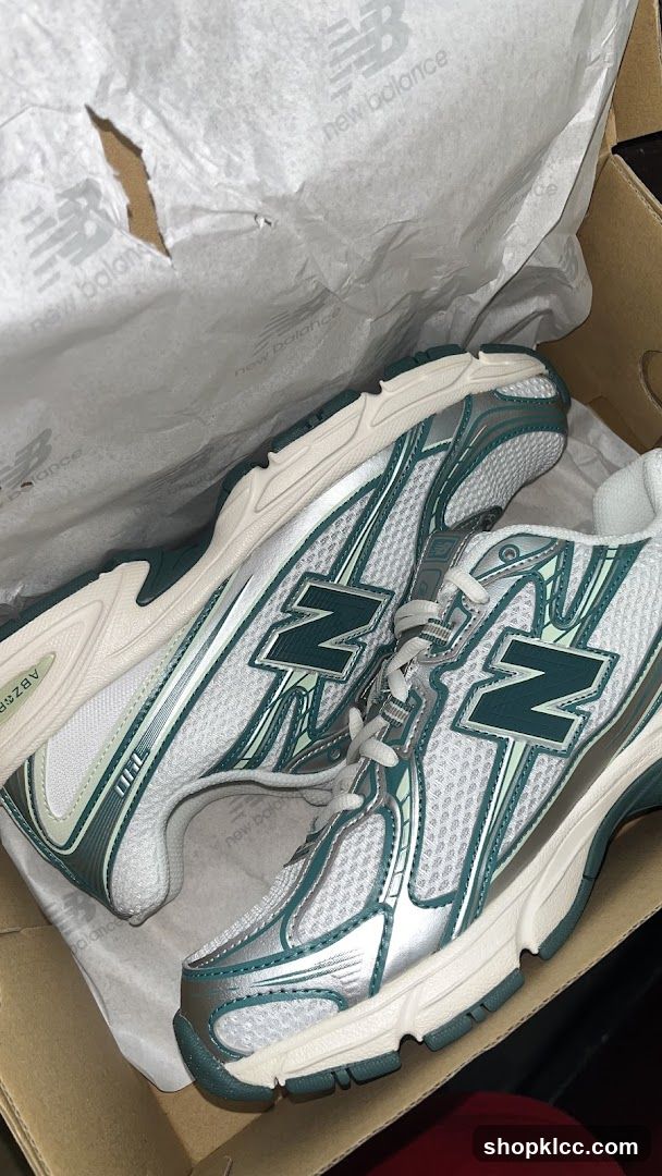 New Balance Sneakers