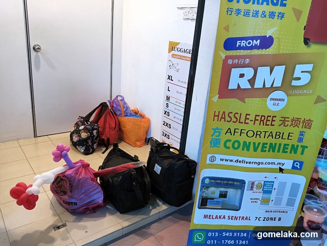 Luggage Storage Service Entrance