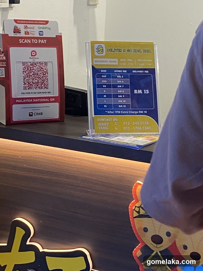 Counter with Payment and Delivery Info