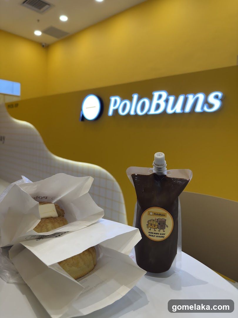 PoloBuns Interior