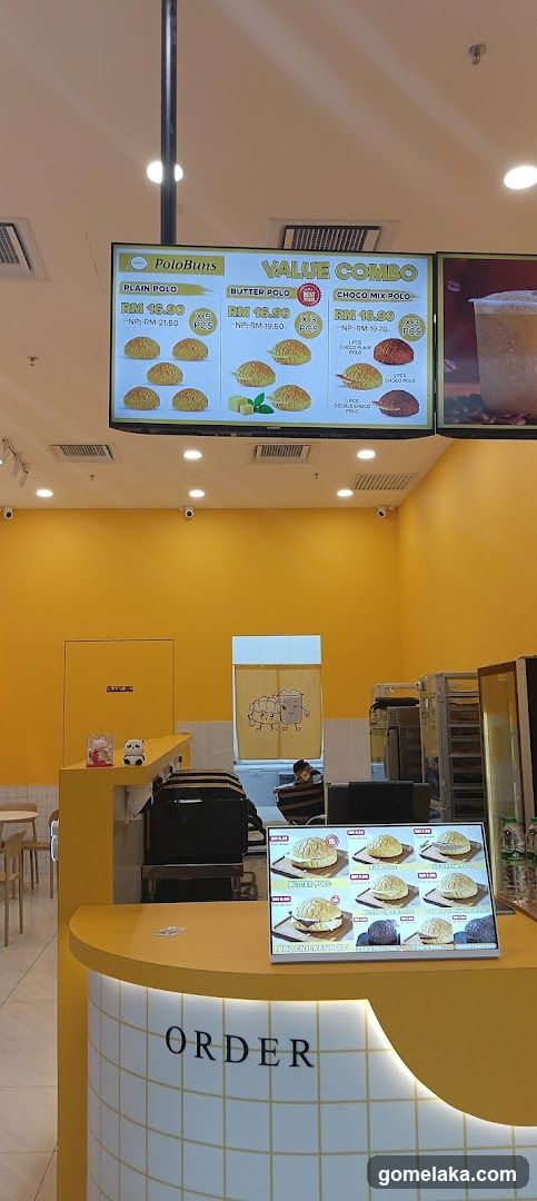 PoloBuns Store Interior