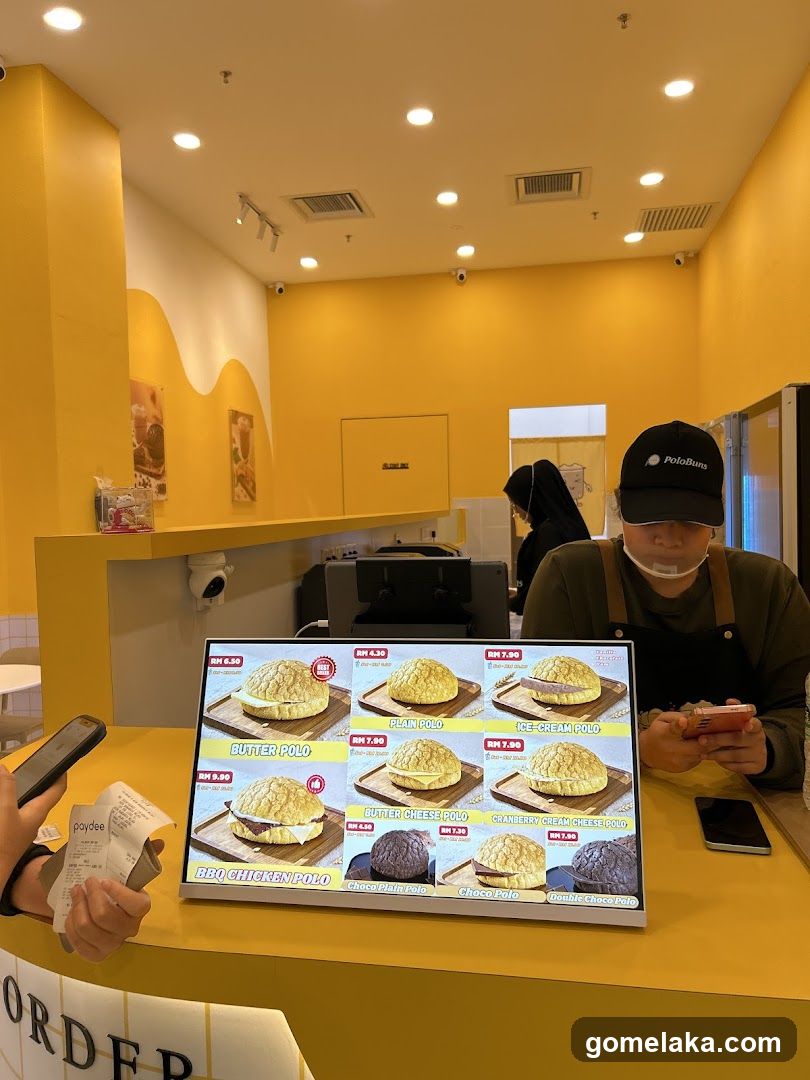 PoloBuns Counter Interior