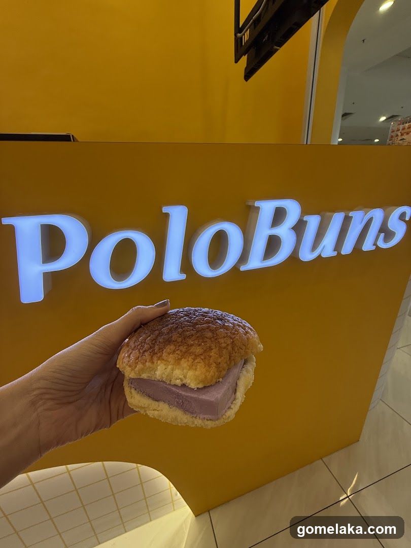PoloBuns storefront interior