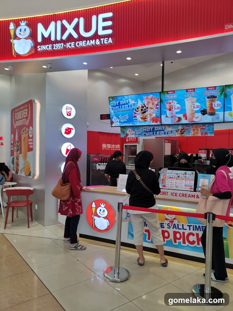 Mixue Ice Cream & Tea Store Interior