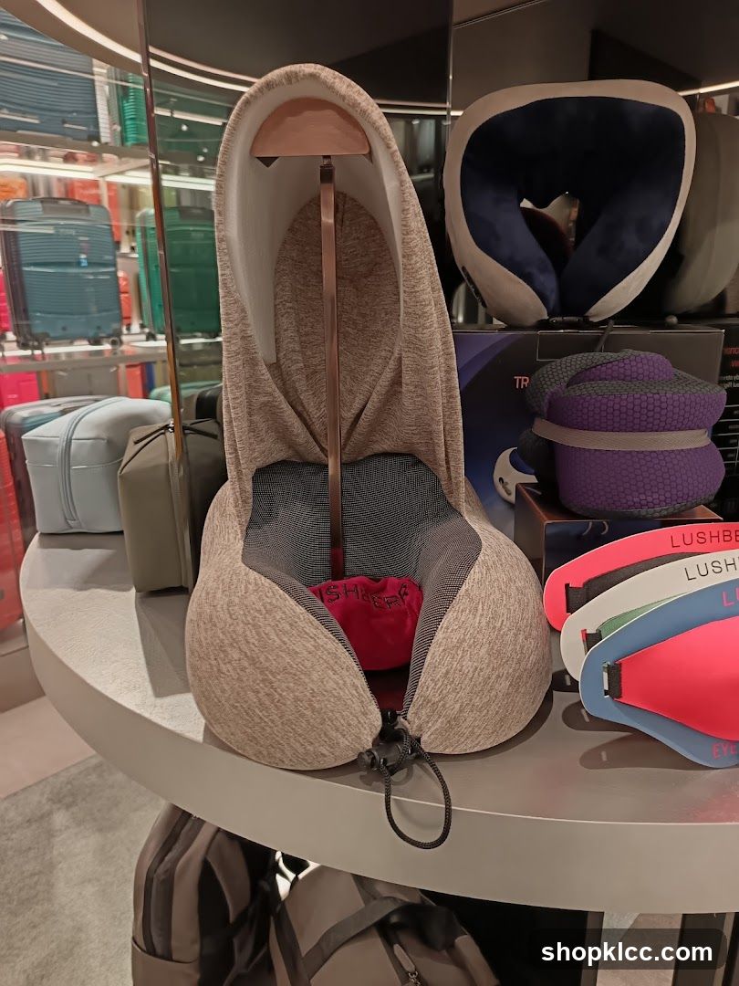 Travel Pillow Display