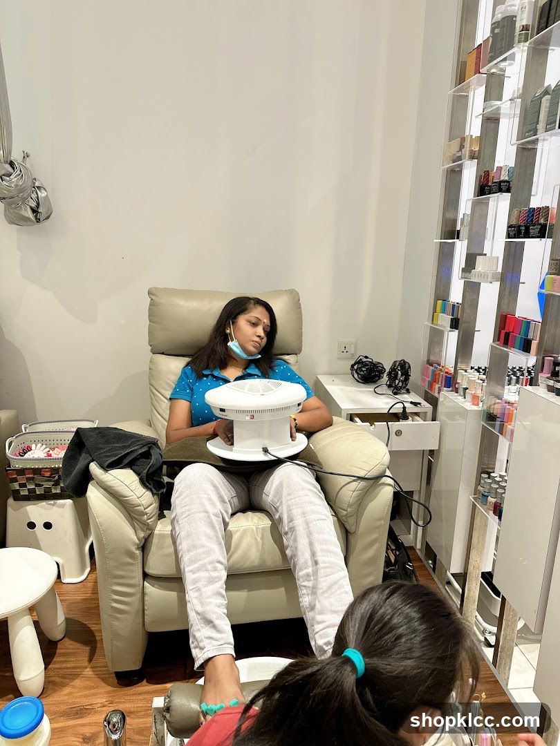 Nail Salon Pedicure