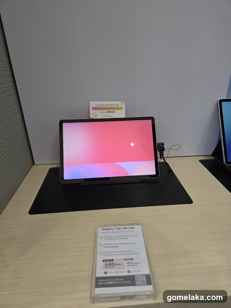 Galaxy Tab S10 Lite Display