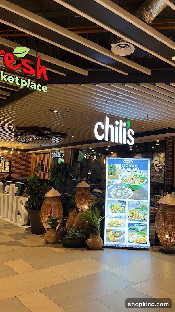 Chilis Restaurant Entrance