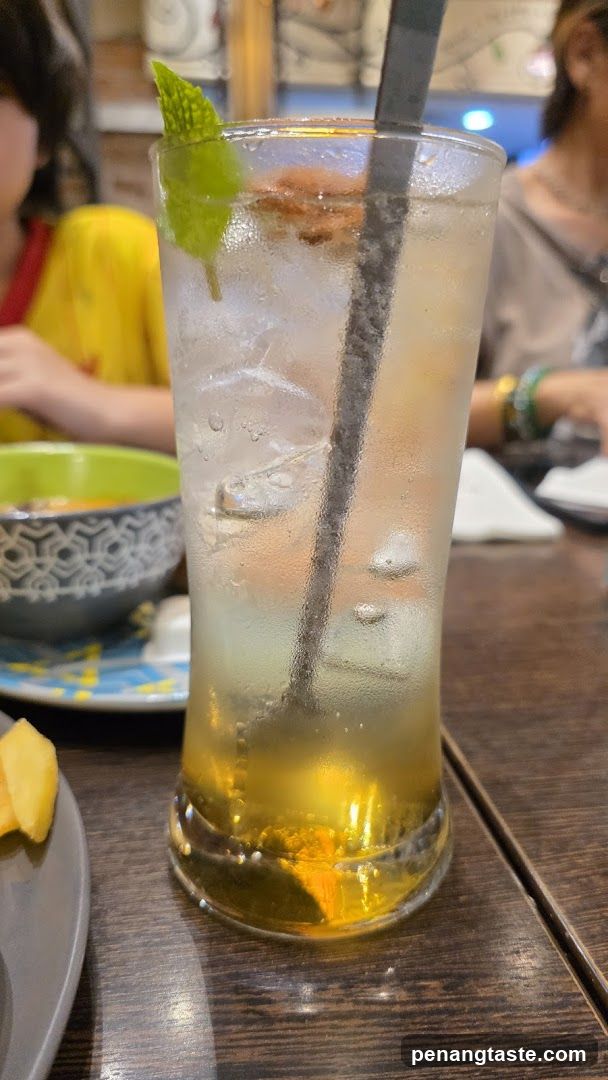 Tableside Drink and Dining Scene