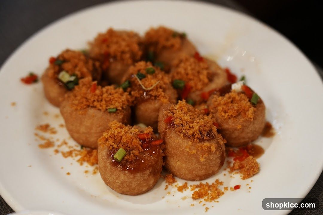 Fried Dumplings with Crispy Topping