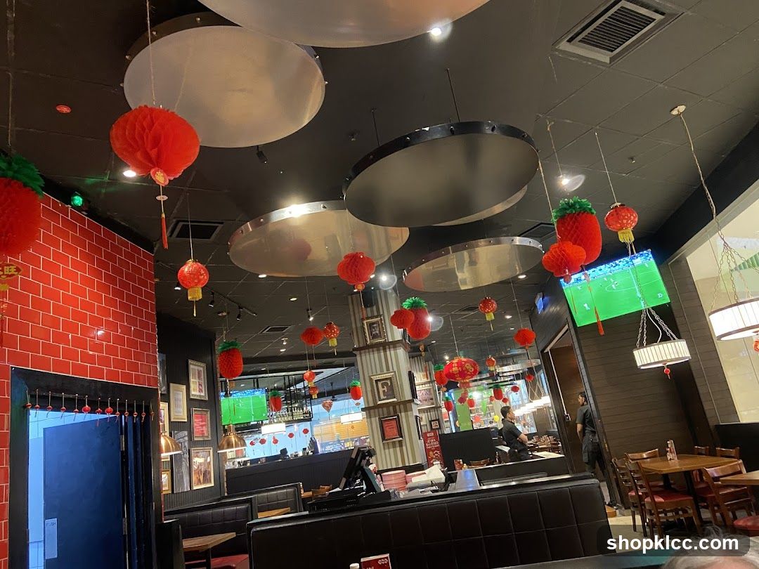 Restaurant Interior with Decorative Lanterns and Screens