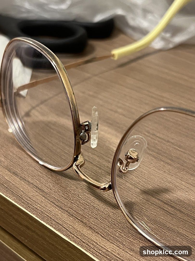 Eyeglasses