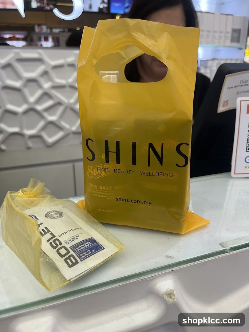 Shopping Bag and Sample