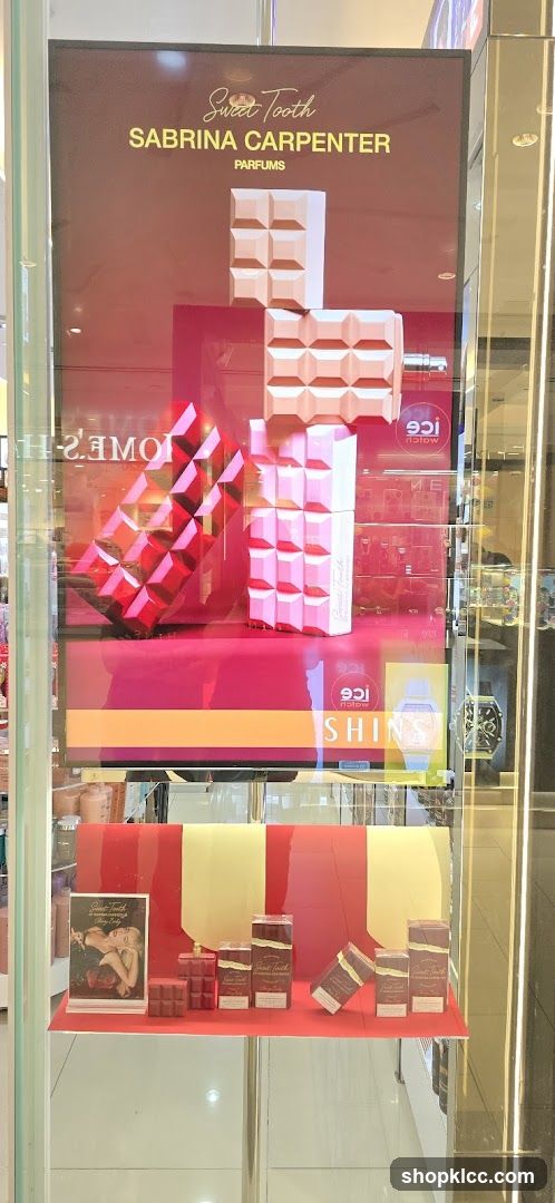 Sweet Tooth Sabrina Carpenter Perfumes Display