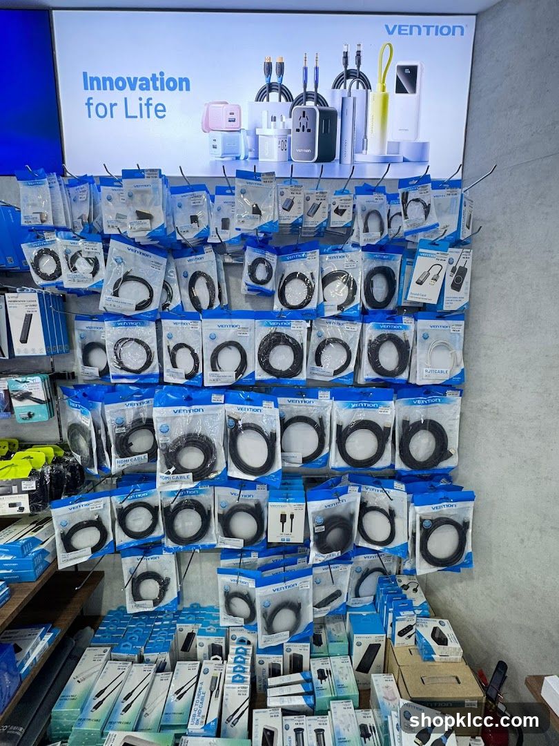Vention Electronics Store Display