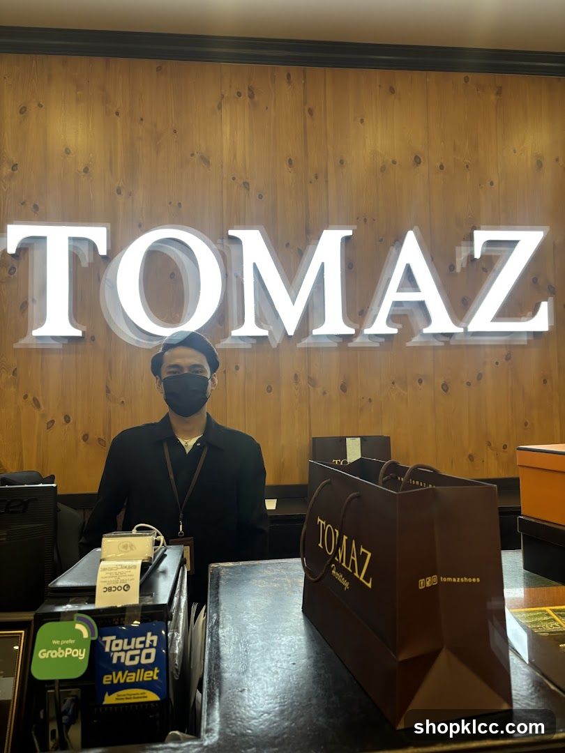 TOMAZ Heritage Store