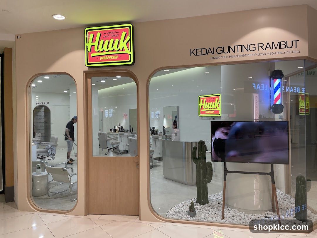 Huuk Barbershop