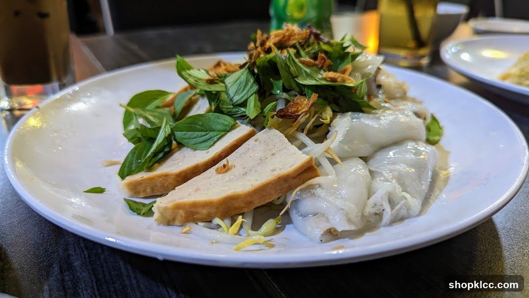 Vietnamese Dish with Rice Noodles and Tofu