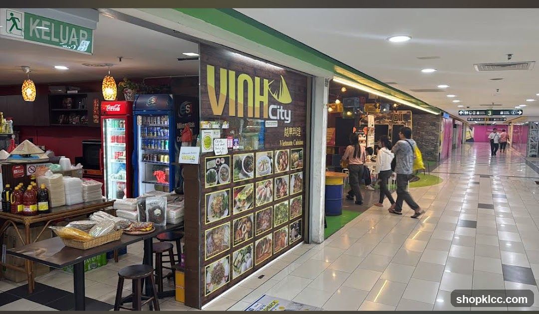 Vinh City Shop Interior