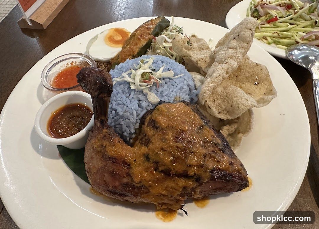 Nasi Kerabu with Chicken