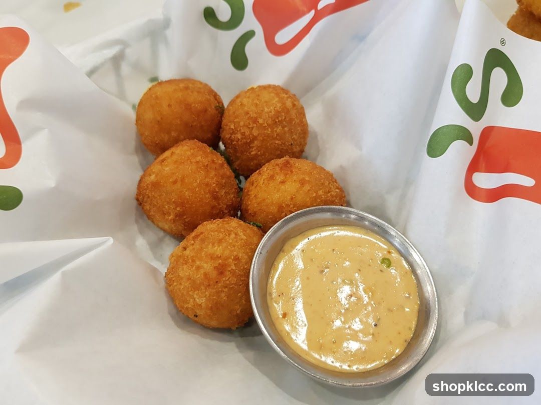 Fried Appetizers with Dip