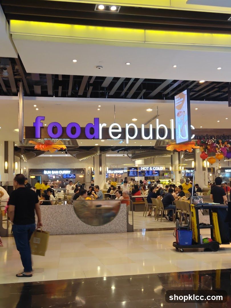 Food Republic Interior