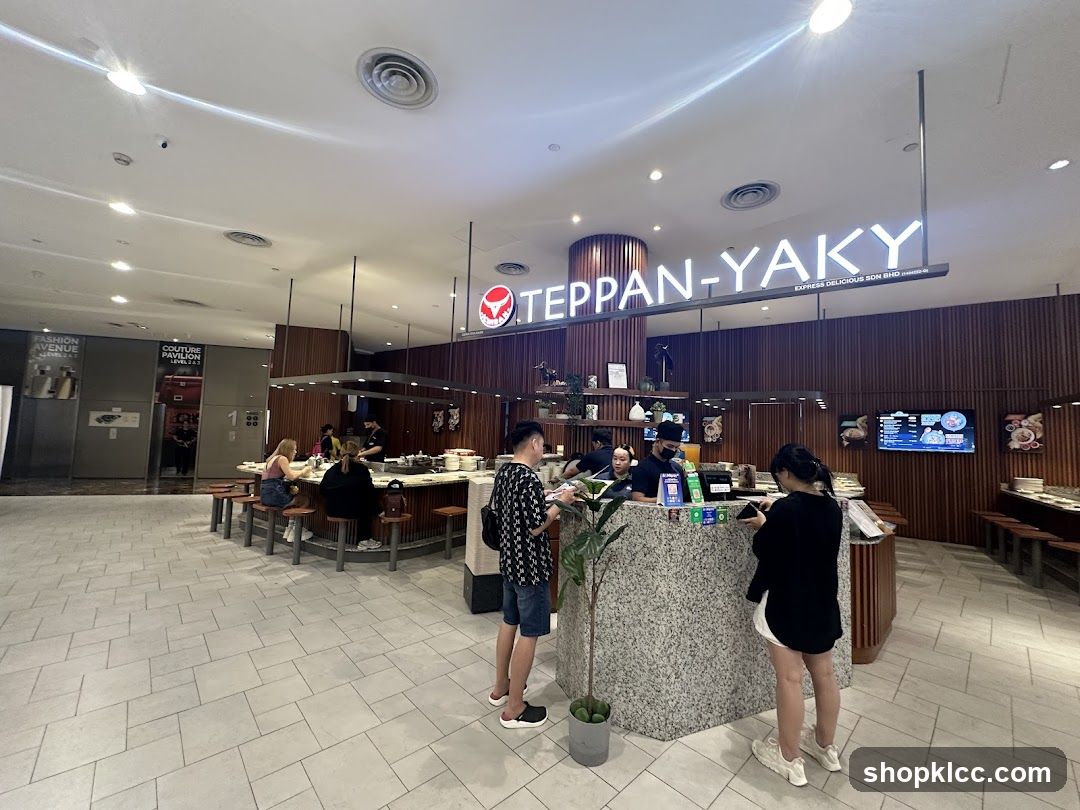 Teppan-Yaky Interior View