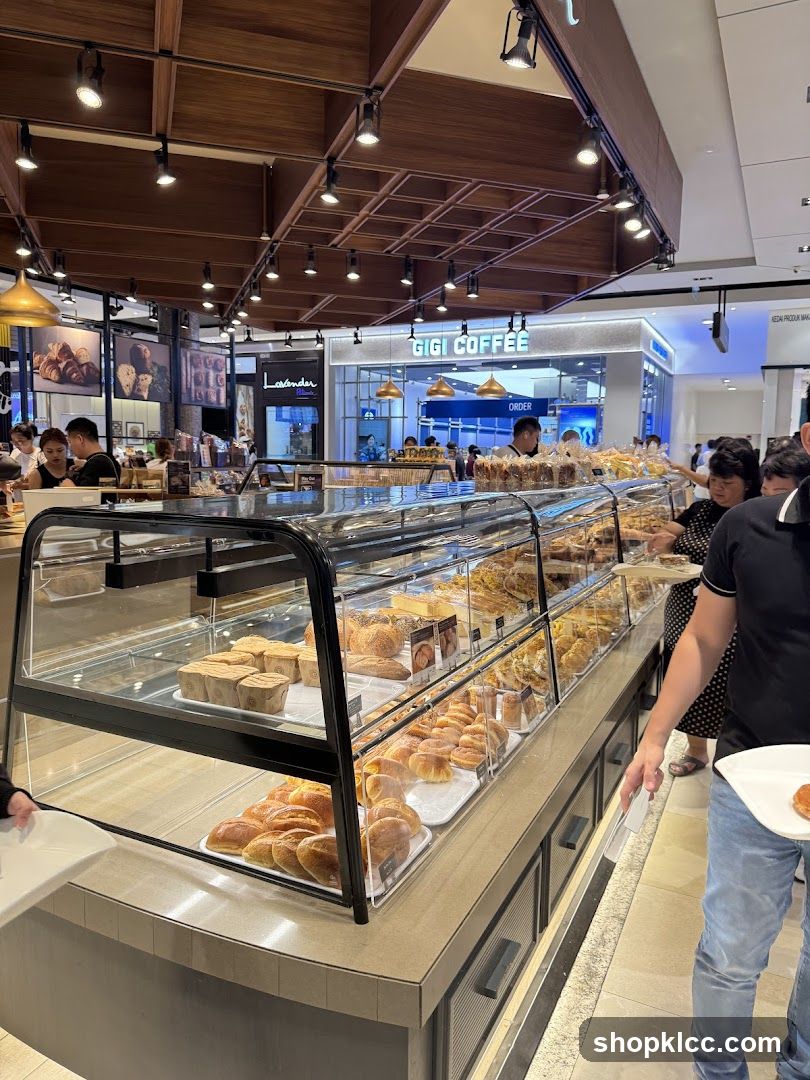 Bakery Display Counter in Mall Food Court