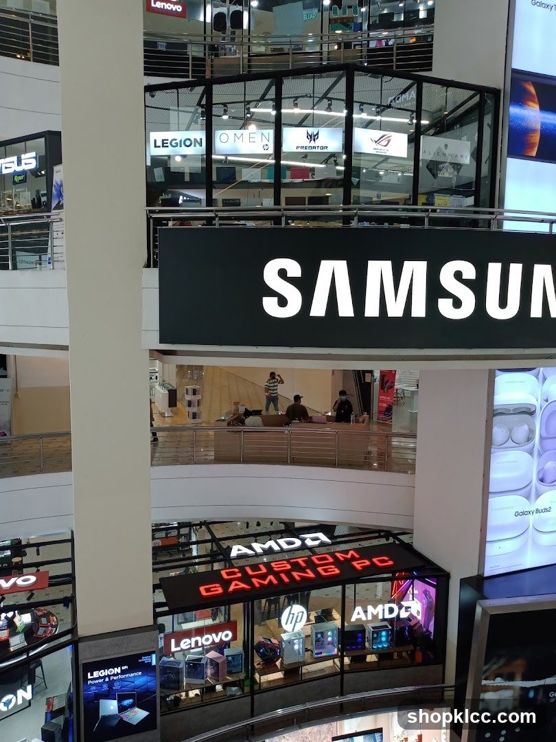 Samsung Electronics Store Interior View