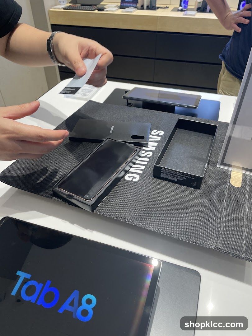 Samsung Store Interior Display