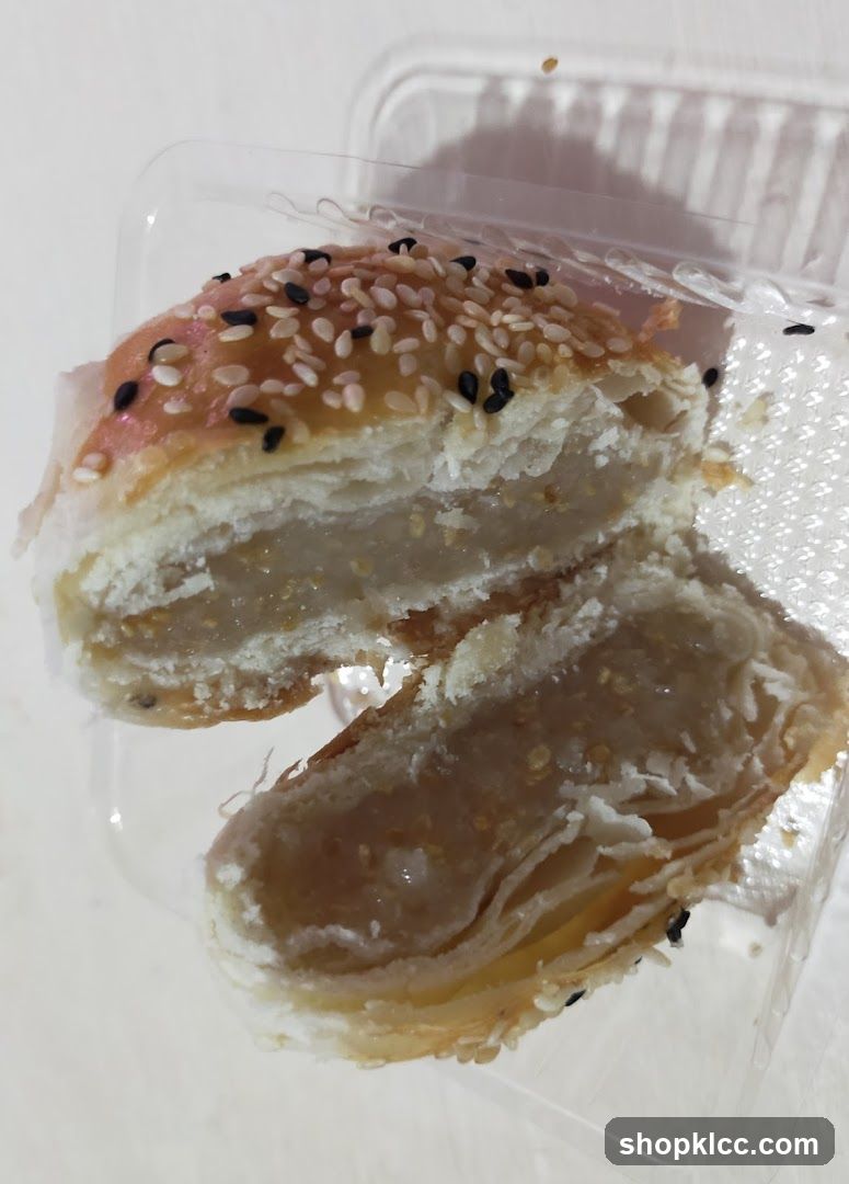 Pastry with Sesame Seeds