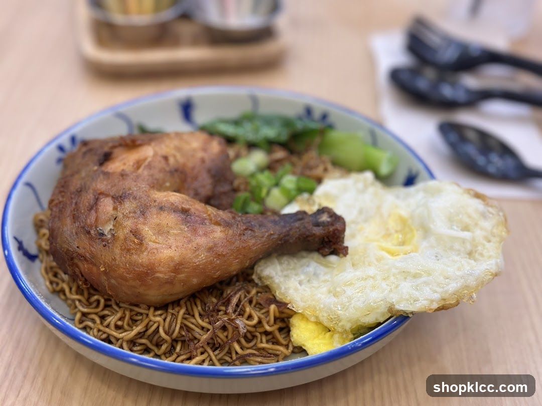 Chicken Fried Noodles with Egg