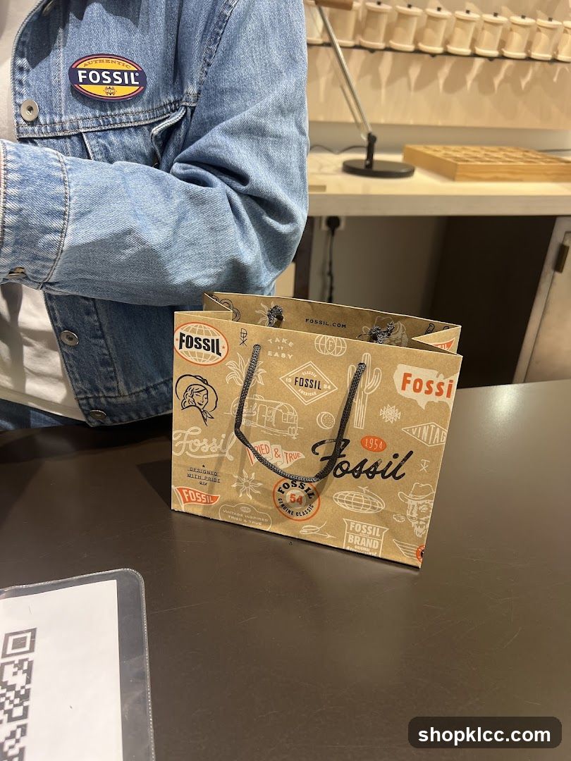 Fossil Shopping Bag