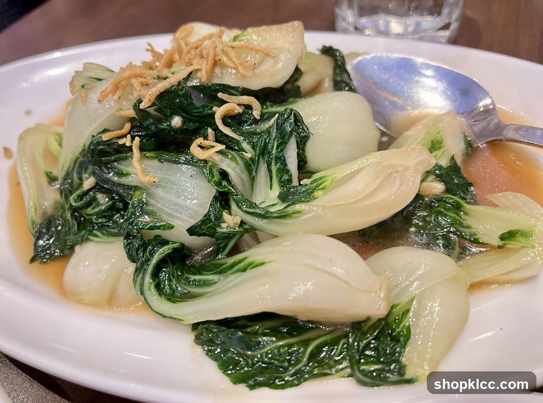 Stir-fried Bok Choy with Crispy Shallots