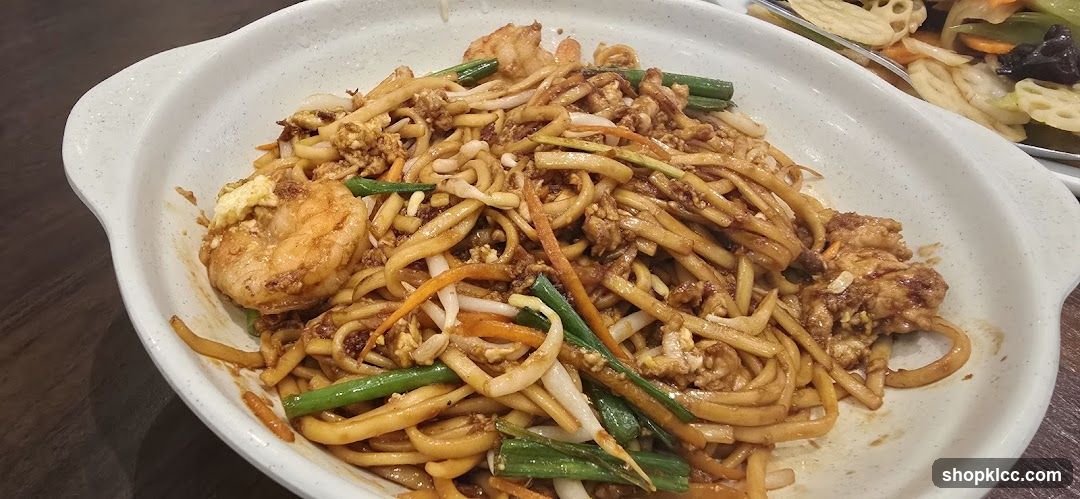 Shrimp and Noodles