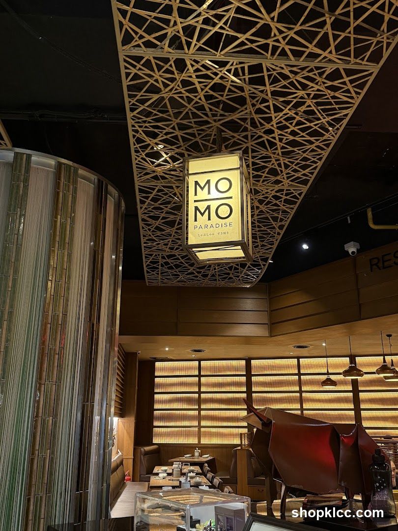MOMO Paradise Interior
