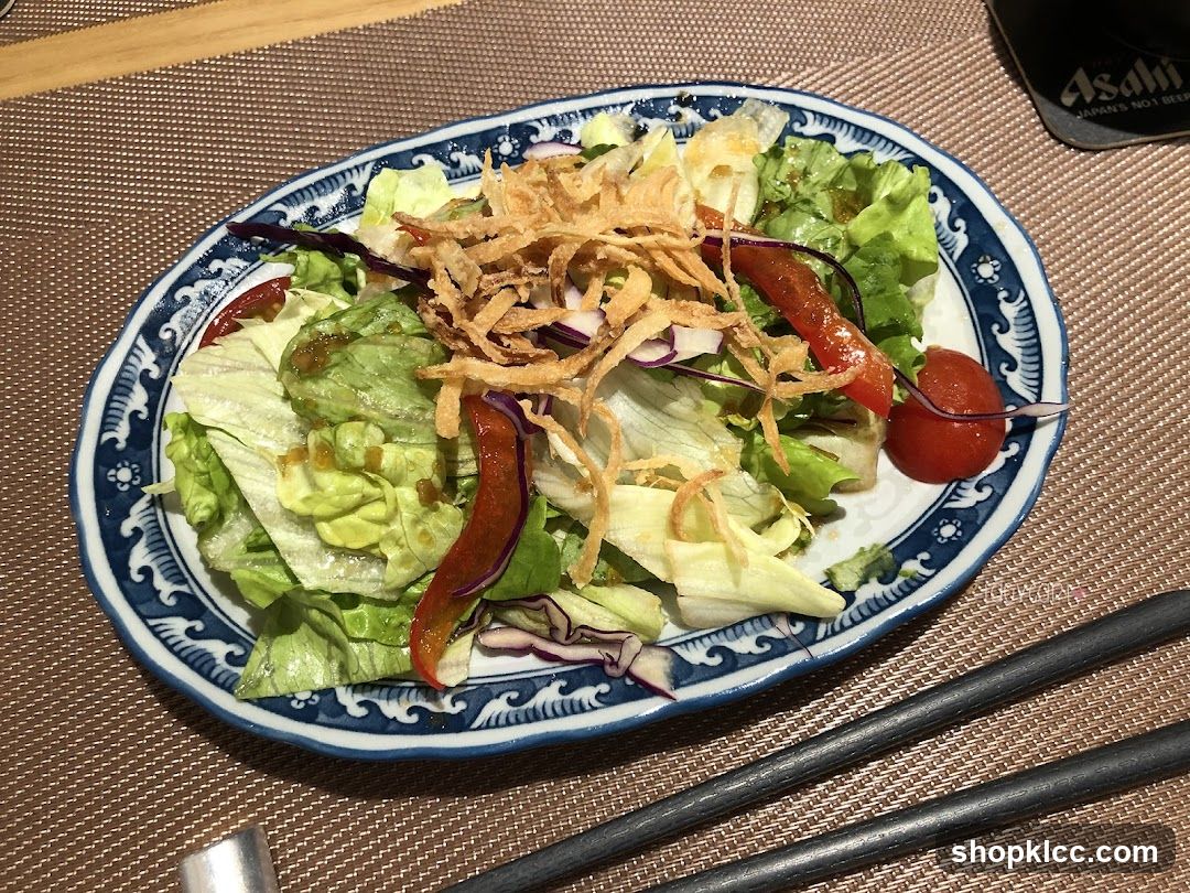Salad with Fried Onions and Cherry Tomatoes