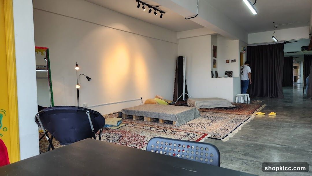 Cozy Lounge Area