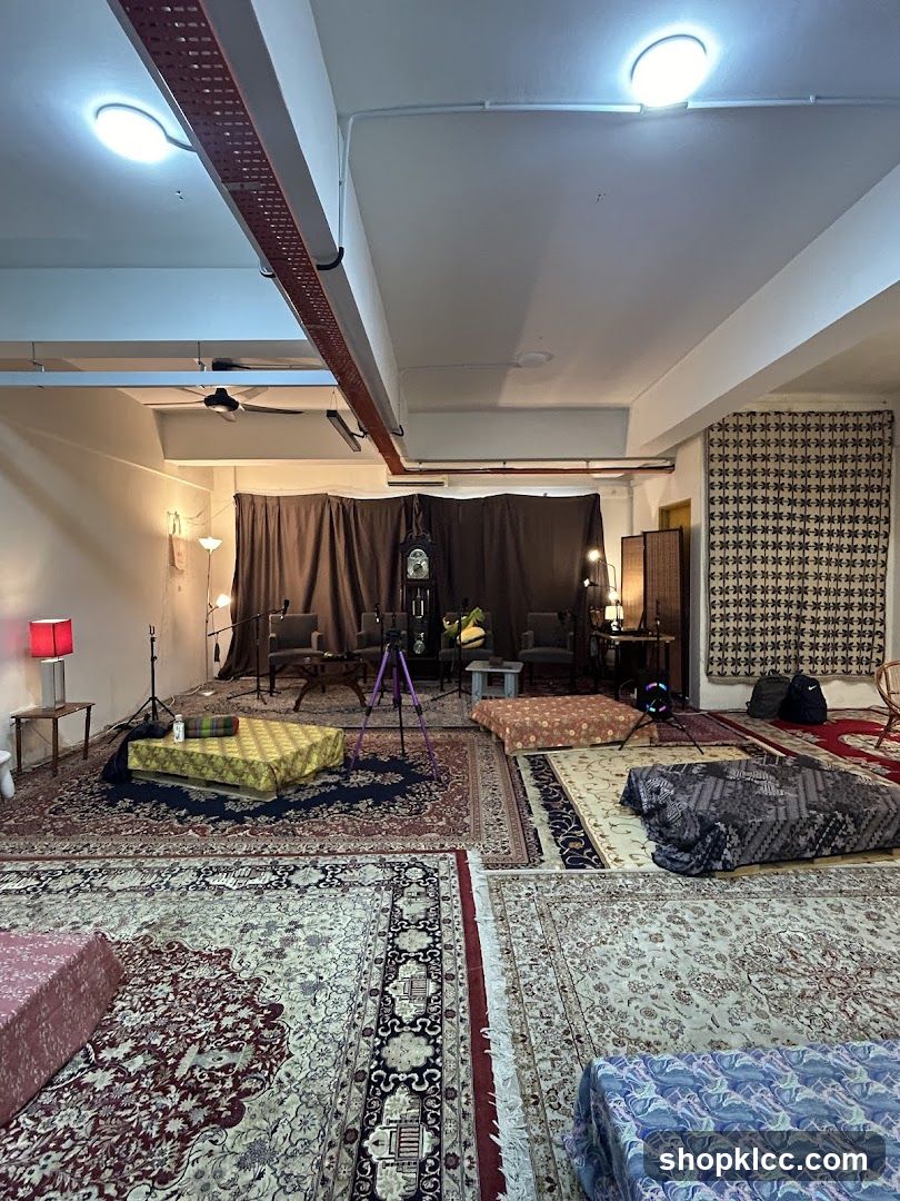 Cozy Seating Area with Rugs and Cushions
