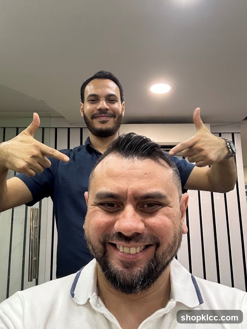 Haircut selfie with stylist