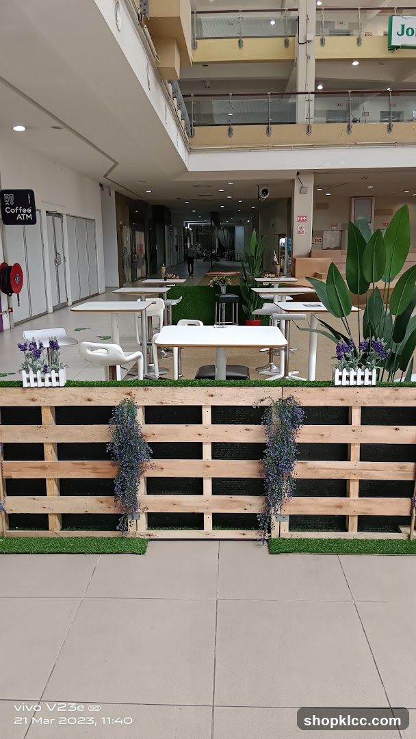 Outdoor Seating Area